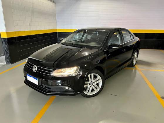VOLKSWAGEN JETTA 2.0 TSI HIGHLINE 211CV GASOLINA 4P TIPTRONIC VOLKSWAGEN JETTA 2.0 TSI HIGHLINE 211CV GASOLINA 4P TIPTRONIC